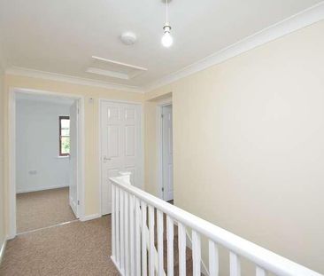 Lichfield Down, Walnut Tree, MK7 - Photo 5