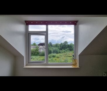 1 Bed Penthouse, Upper Brook Street, M13 - Photo 2