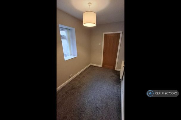 2 bedroom semi-detached house to rent - Photo 1