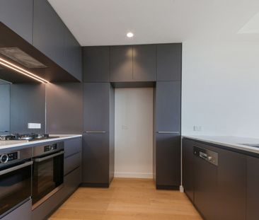 Panoramic Views I Luxury Interiors I Timber Flooring Throughout - Photo 3