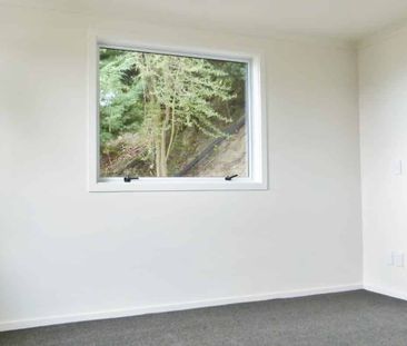 Townhouse in Heart of City - Photo 3