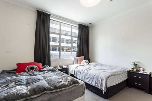 Location - Location - Photo 1