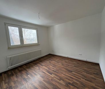 3-Zimmer-Wohnung in Wilhelmshaven City mit Badewanne im Dachgeschoss! - Photo 3