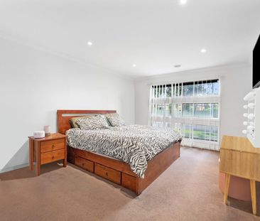 Spacious Four Bedroom Family Home with Study & Alfresco! - Photo 4