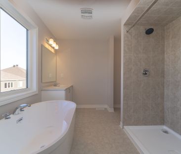 For Lease - 608 RYE GRASS Way, Barrhaven, Ontario - Photo 6