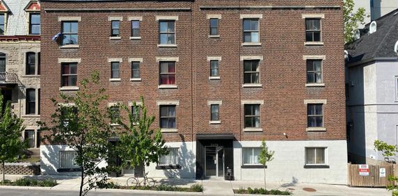 Bachelor (2.5) - 3429-3431 Rue St-Andre, Montréal - Photo 2