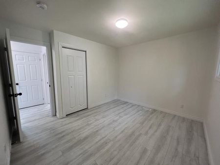 For Lease - 22 Macoomb Drive Unit# Upper, Welland, Ontario - Photo 4