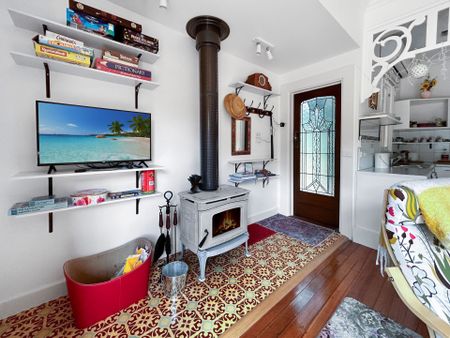 9 Hill Street, Ballarat Central - Photo 2