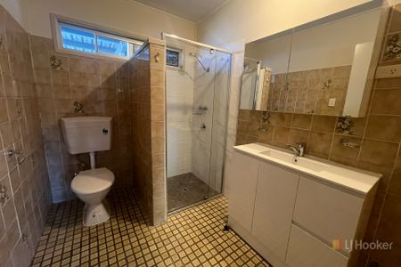 Convenient North Mackay Unit - Photo 4