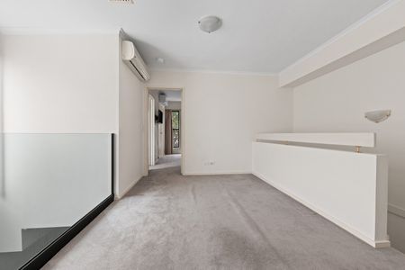 28 Newman Street, Kensington VIC 3031 - Photo 5