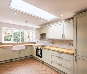 4 bedroom detached house to rent - Photo 6