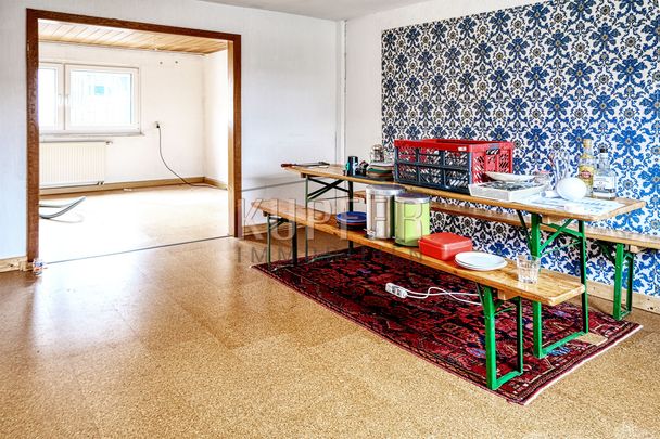 Vielseitiges RMH mit überdachter Terrasse und Garten! - Photo 1