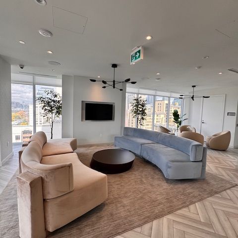 280 Dundas Street W #1211 - Photo 1