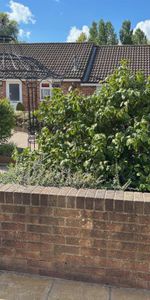 Honiton - Photo 4