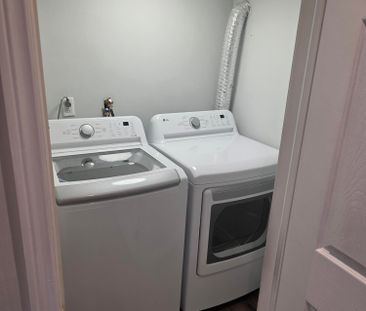 For Lease - 4 Tansley Crescent, Ajax, Ontario - Photo 2