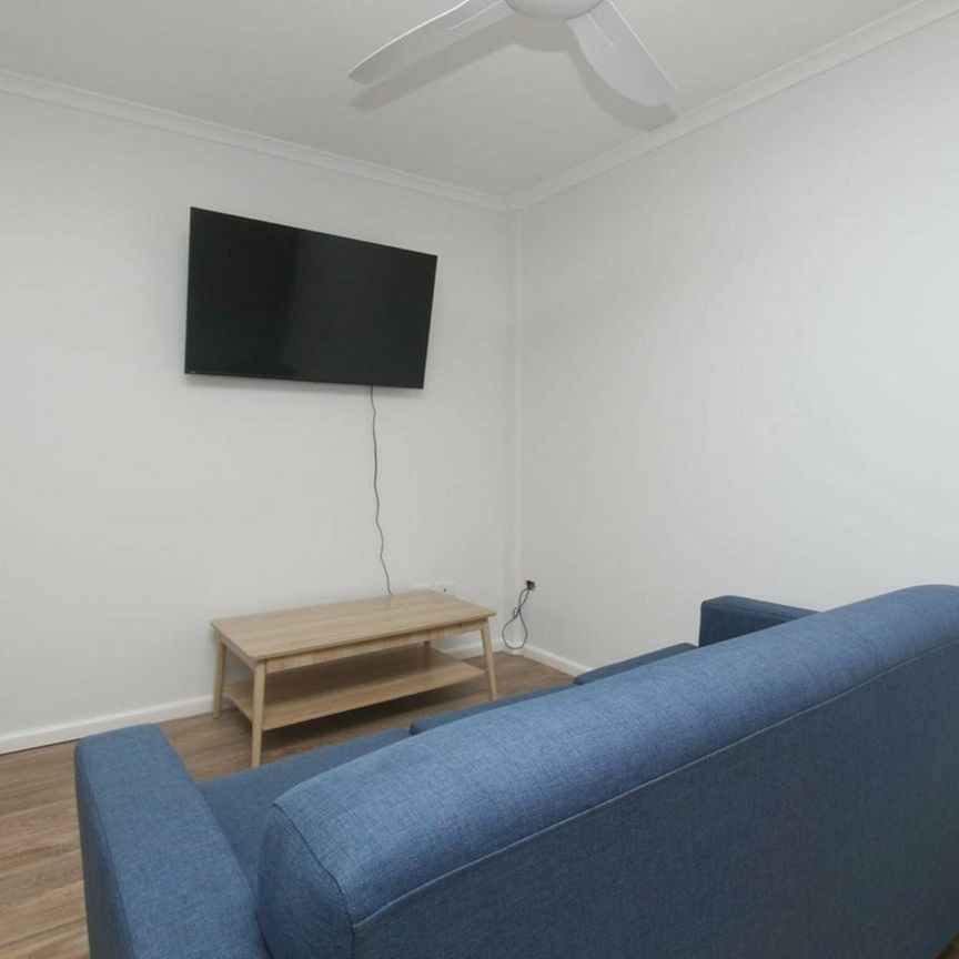 Charming unit in the heart of Cairns City! - Photo 1