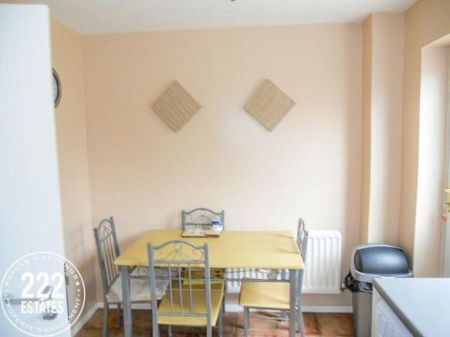 Lord Nelson Street - Warrington - WA1 - Photo 4