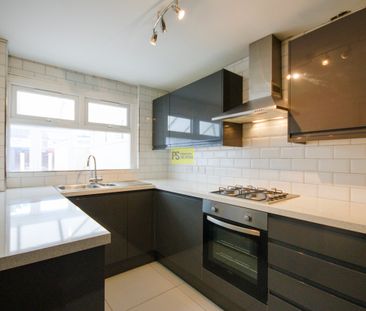 56 Lingard Close - Photo 6