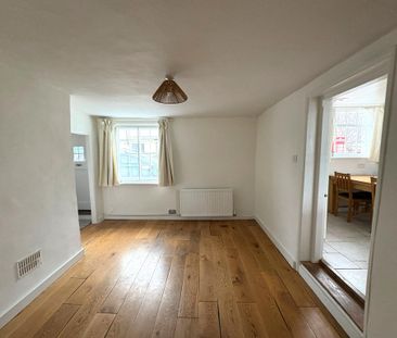 High Street, Ashwell - Photo 2