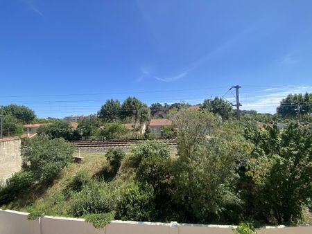 Appartement 3 pièce(s) 57.84 m² - Photo 2