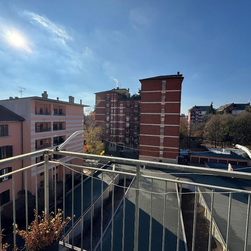 Bilocale in Via Pellegrino Rossi, Milano - Foto 1