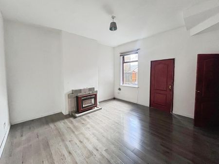 3 bedroom terraced house to rent - Photo 2