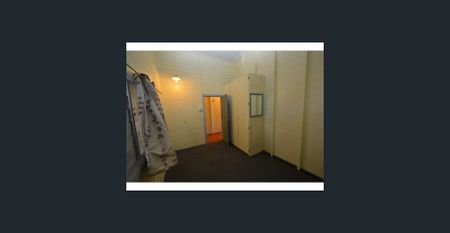 🏡 Spacious 5-Bedroom Family Home in Allenstown – Perfect for Modern Living! - Photo 5