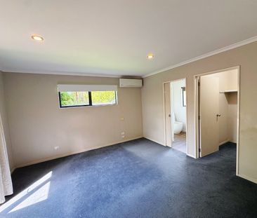 Looking for comfort, space, and convenience? - Photo 3