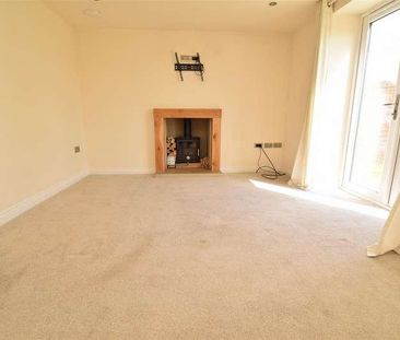 Old Road, Middlestown, WF4 - Photo 1