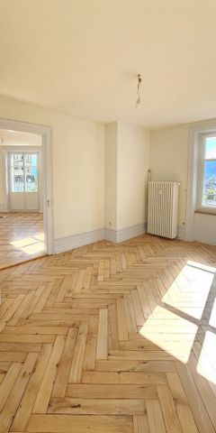 "Exklusives Wohnen mit grosser Terrasse und Weitsicht" - Photo 2