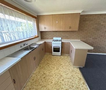 FRSHLY RENOVATED UNIT IN WELL MAINTAINED COMPLEX - Photo 5