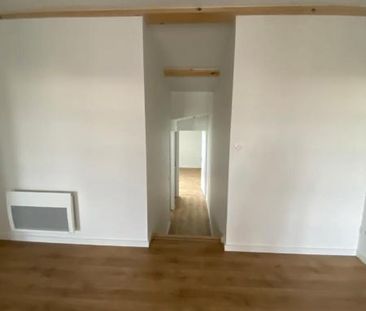 Location Appartement 4 pièces 83m² ROMANS SUR ISERE 26100 - Photo 6
