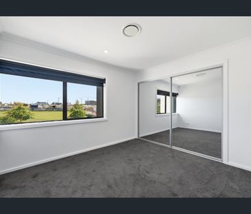 Modern & Low Maintenance Living in the Heart of Oran Park - Photo 2