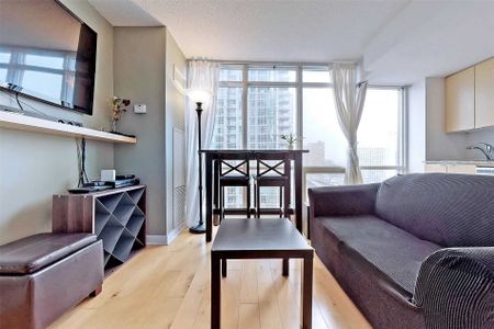 For Lease - 11 Brunel Court Unit# 1509, Toronto, Ontario - Photo 4
