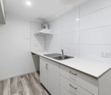 12B Nott Street, Edgeworth NSW 2285 - House For Rent | Domain - Photo 5