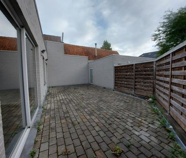Gelijkvloers appartement te huur in centrum Wevelgem met grote terr... - Photo 1