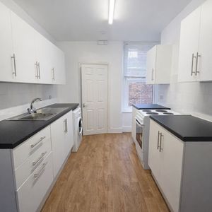 1 Bed Flat, Temple St, E2 - Photo 3