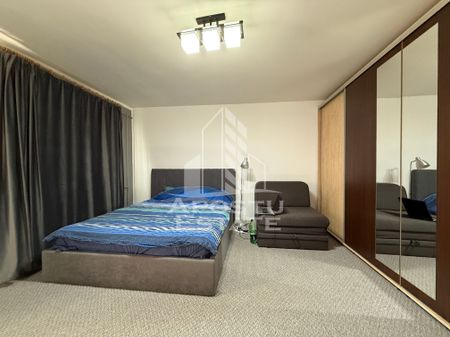 Apartament cu o camera, 38mp, renovat, luminos, zona Lunei - Fotografie 2