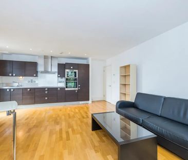 Stadium Mews, Highbury, London, N5 - Photo 4