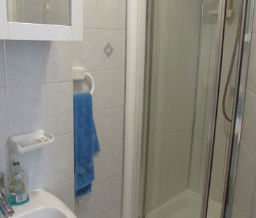 1 Bed Flat - Photo 3