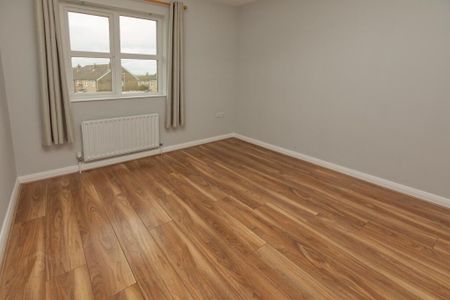 92 Main Street, Carrowdore, BT22 2HW - Photo 2