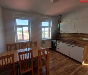 Nabízíme k pronájmu byt 2 + 1, nacházející se na rozhraní ulice Den... - Photo 3