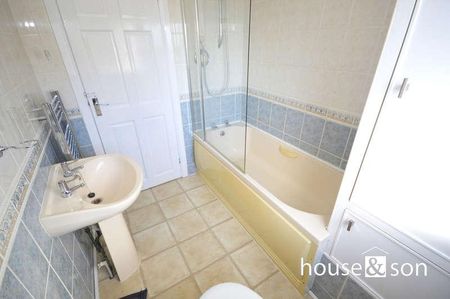 Redhill Court, Redhill, BH10 - Photo 5