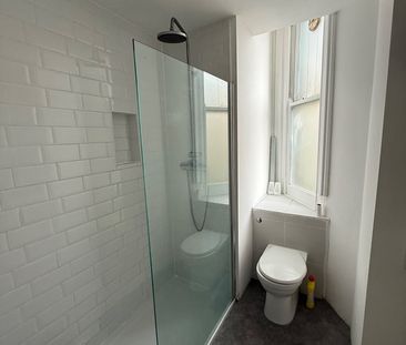 1 Bed Flat, Norton Road, BN3 - Photo 4