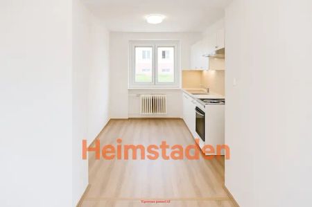 Pronájem bytu 2+1 48 m - Fotografie 3