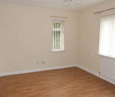 114 Glen Road, Comber, BT23 5QT - Photo 2