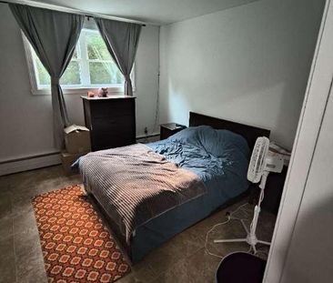 Chambre très près université pour janvier 2025 - Photo 1