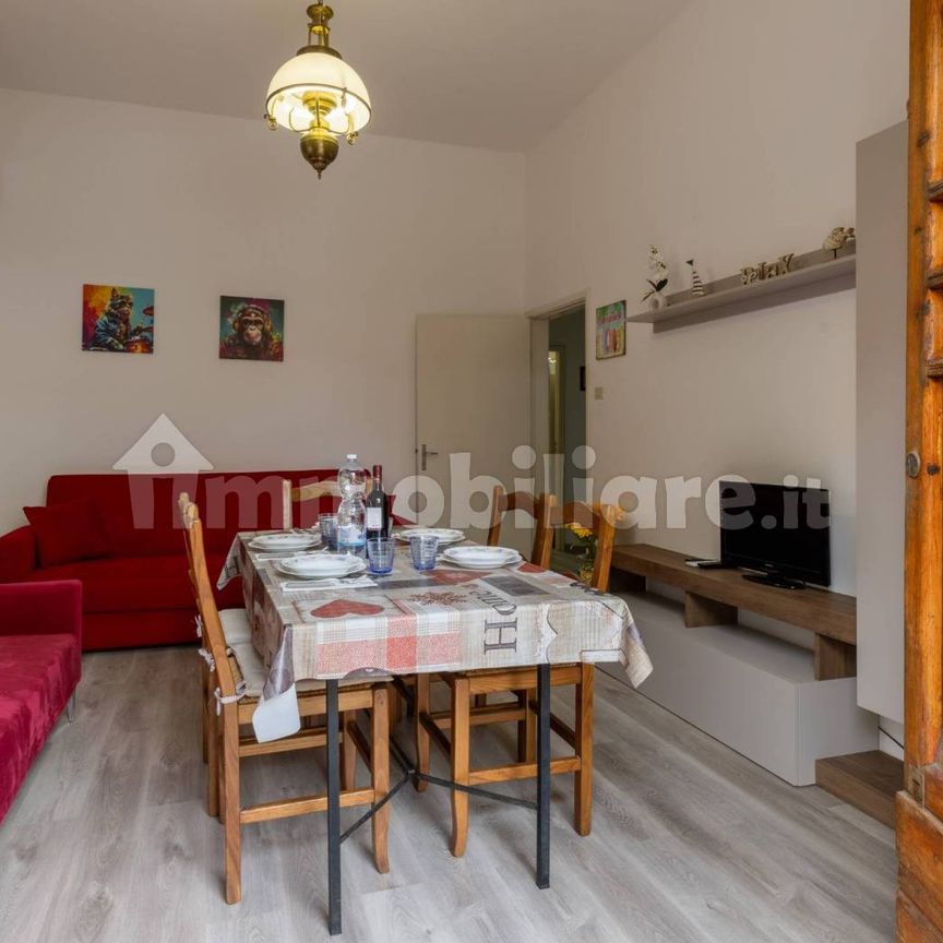Trilocale via Vincenzo Bellini 54, Rosignano Solvay, Rosignano Marittimo - Foto 1