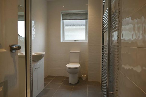 2 bedroom bungalow to rent - Photo 1