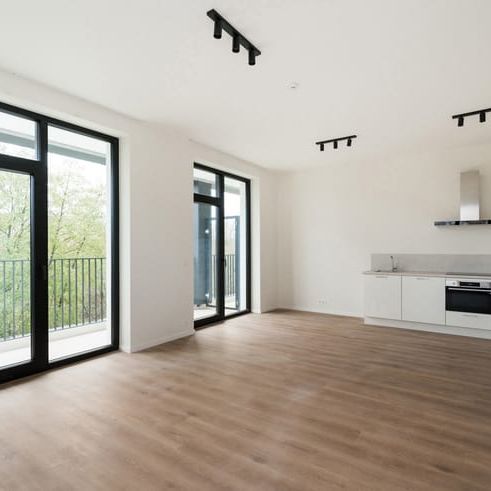 Appartement te huur - Photo 1